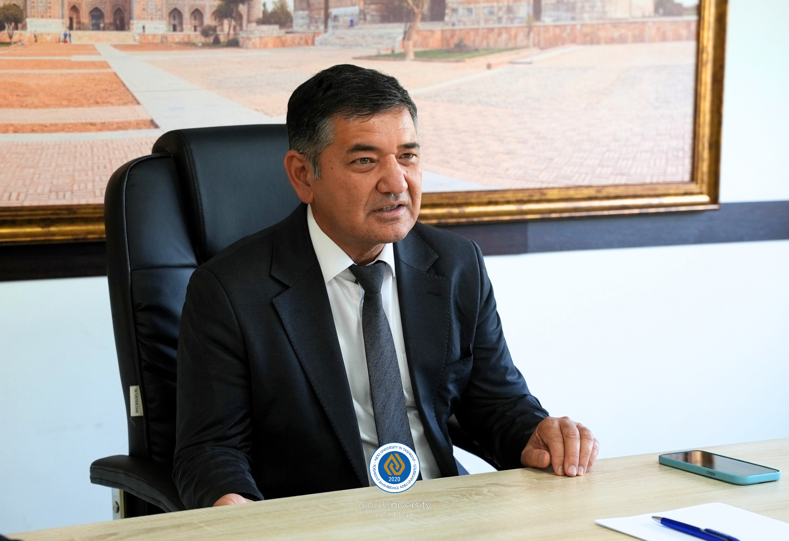 REKTOR VA YOSHLAR UCHRASHUVI